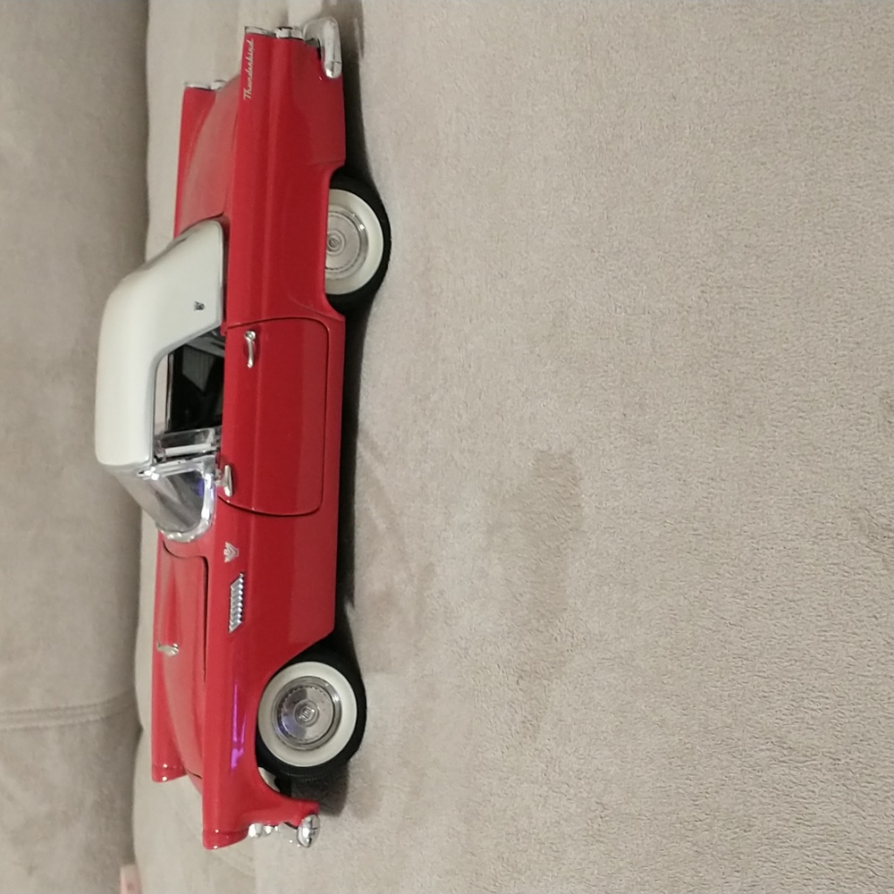 1955 Thunderbird Die Cast Car